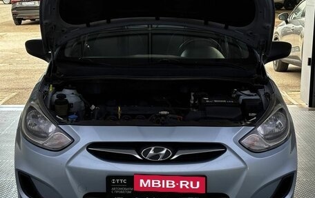 Hyundai Solaris II рестайлинг, 2012 год, 899 000 рублей, 11 фотография