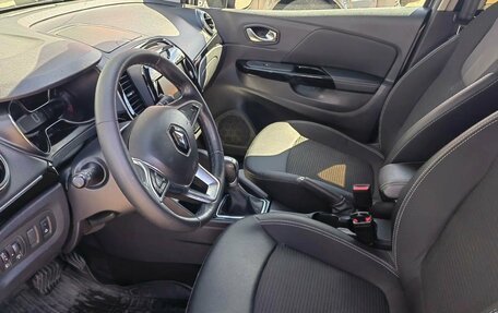 Renault Kaptur I рестайлинг, 2021 год, 1 500 000 рублей, 8 фотография
