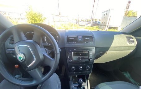 Skoda Yeti I рестайлинг, 2012 год, 890 000 рублей, 12 фотография