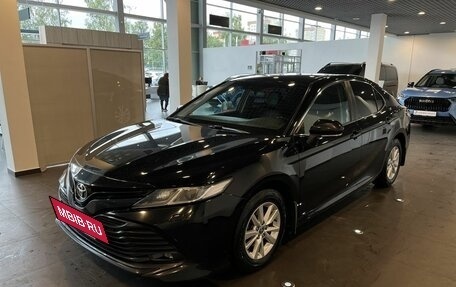 Toyota Camry, 2021 год, 2 227 000 рублей, 7 фотография