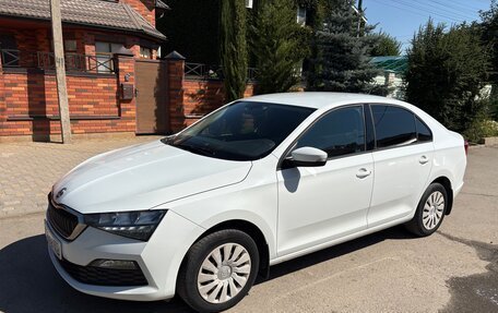 Skoda Rapid II, 2020 год, 1 620 000 рублей, 2 фотография