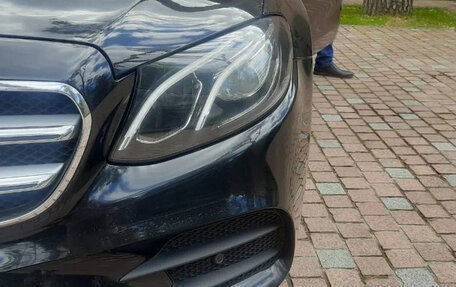 Mercedes-Benz E-Класс, 2018 год, 3 900 000 рублей, 4 фотография