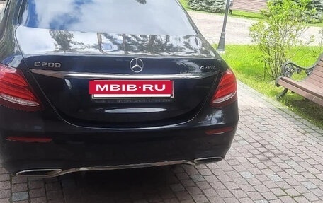 Mercedes-Benz E-Класс, 2018 год, 3 900 000 рублей, 2 фотография