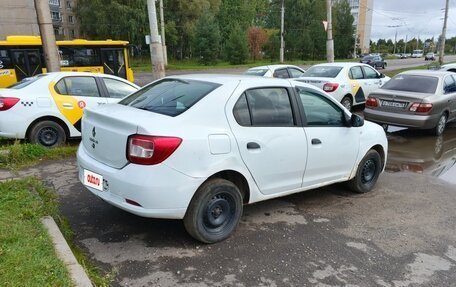 Renault Logan II, 2018 год, 250 000 рублей, 8 фотография
