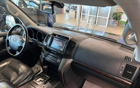 Toyota Land Cruiser 200, 2008 год, 2 999 900 рублей, 13 фотография