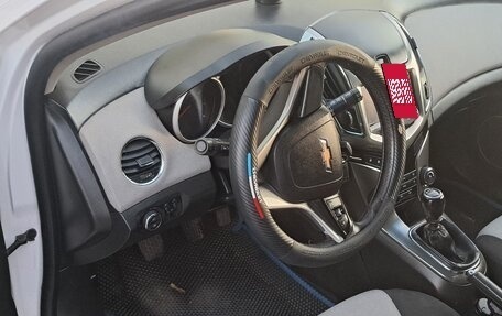 Chevrolet Cruze II, 2014 год, 890 000 рублей, 5 фотография