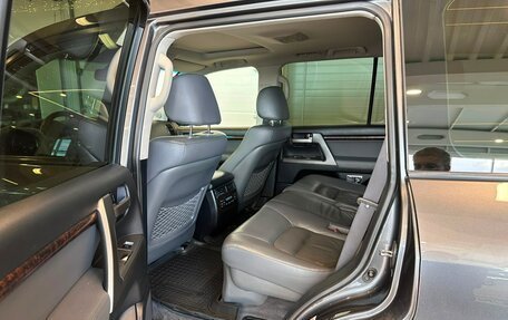 Toyota Land Cruiser 200, 2008 год, 2 999 900 рублей, 21 фотография