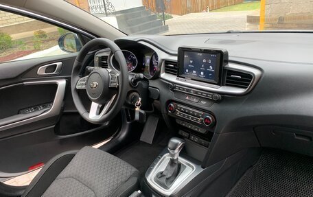 KIA cee'd III, 2018 год, 1 400 000 рублей, 7 фотография
