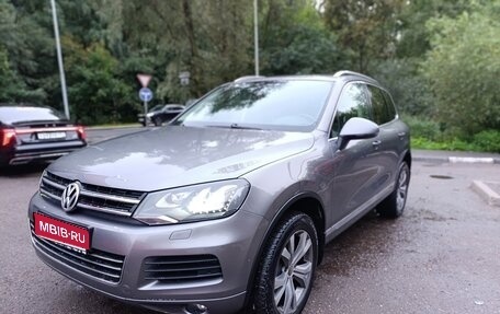 Volkswagen Touareg III, 2012 год, 2 140 000 рублей, 1 фотография