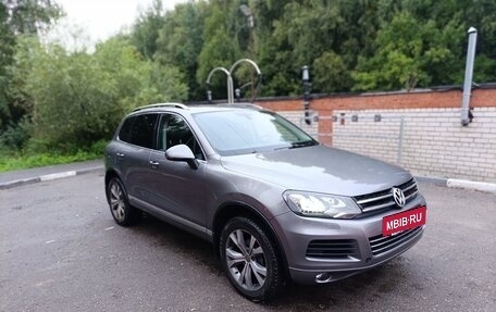 Volkswagen Touareg III, 2012 год, 2 140 000 рублей, 3 фотография