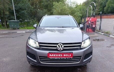 Volkswagen Touareg III, 2012 год, 2 140 000 рублей, 2 фотография