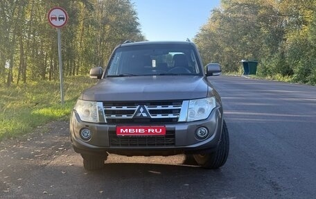 Mitsubishi Pajero IV, 2012 год, 1 850 000 рублей, 1 фотография