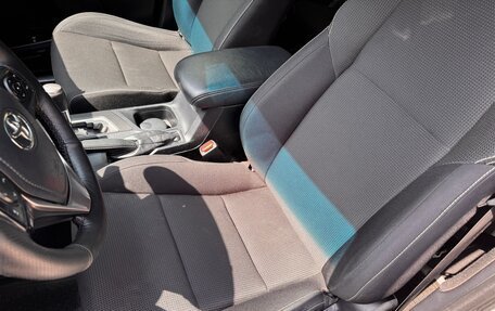 Toyota RAV4, 2015 год, 1 745 000 рублей, 22 фотография
