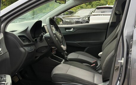 Hyundai Solaris II рестайлинг, 2021 год, 1 395 000 рублей, 9 фотография