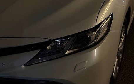 Toyota Camry, 2018 год, 2 600 000 рублей, 3 фотография