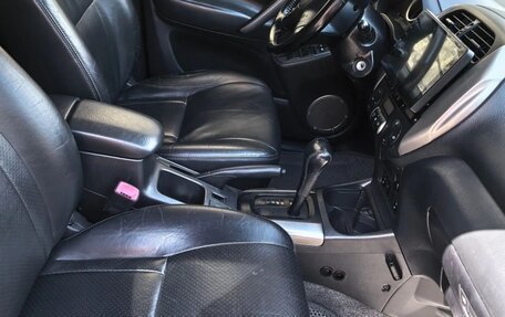 Toyota RAV4, 2004 год, 1 140 000 рублей, 7 фотография