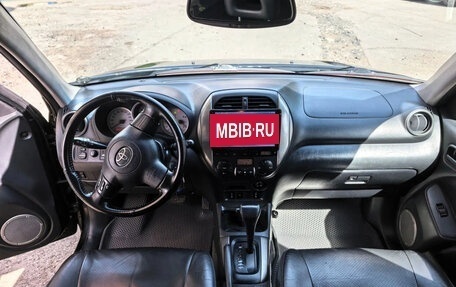 Toyota RAV4, 2004 год, 1 140 000 рублей, 11 фотография