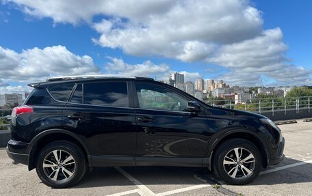 Toyota RAV4, 2018 год, 2 590 000 рублей, 7 фотография
