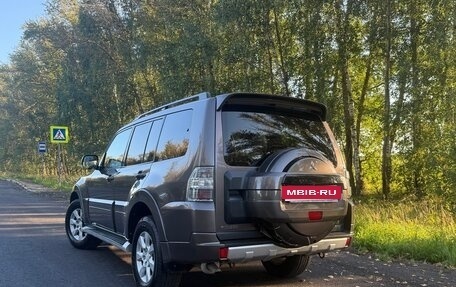 Mitsubishi Pajero IV, 2012 год, 1 850 000 рублей, 10 фотография