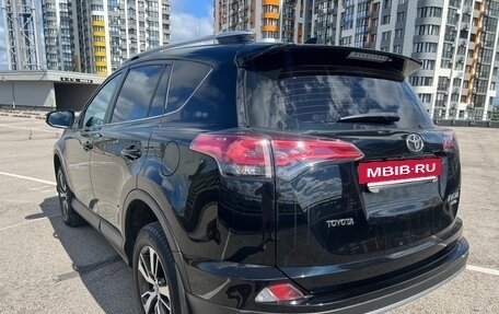 Toyota RAV4, 2018 год, 2 590 000 рублей, 4 фотография