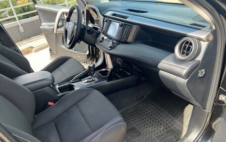 Toyota RAV4, 2018 год, 2 590 000 рублей, 16 фотография