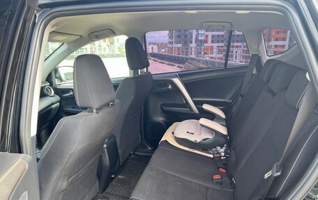 Toyota RAV4, 2018 год, 2 590 000 рублей, 22 фотография