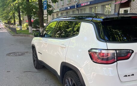 Jeep Compass II, 2019 год, 2 300 000 рублей, 2 фотография