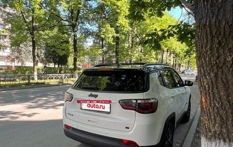 Jeep Compass II, 2019 год, 2 300 000 рублей, 3 фотография
