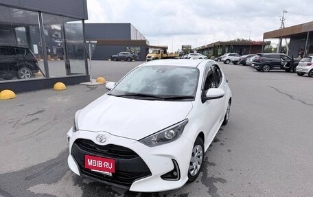 Toyota Yaris, 2021 год, 1 240 000 рублей, 4 фотография