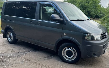 Volkswagen Caravelle T5, 2012 год, 2 499 999 рублей, 7 фотография