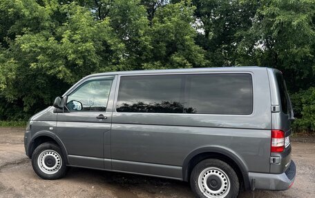 Volkswagen Caravelle T5, 2012 год, 2 499 999 рублей, 9 фотография