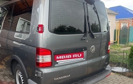 Volkswagen Caravelle T5, 2012 год, 2 499 999 рублей, 2 фотография