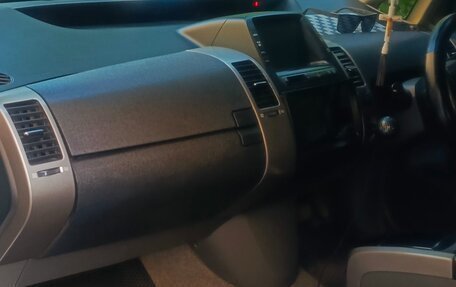 Toyota Prius, 2007 год, 765 000 рублей, 5 фотография