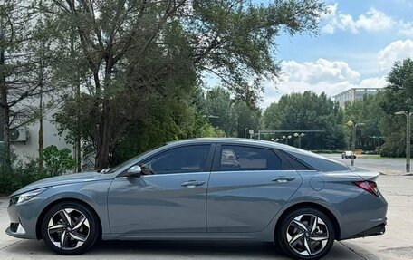 Hyundai Elantra, 2023 год, 1 650 000 рублей, 5 фотография