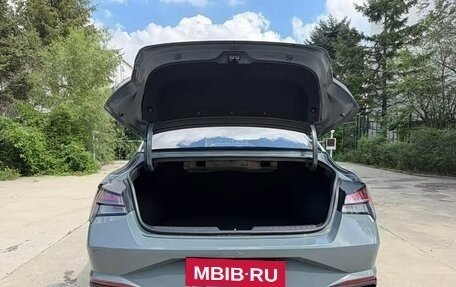 Hyundai Elantra, 2023 год, 1 650 000 рублей, 9 фотография