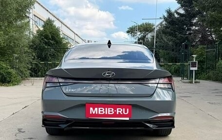 Hyundai Elantra, 2023 год, 1 650 000 рублей, 8 фотография