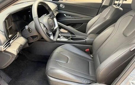Hyundai Elantra, 2023 год, 1 650 000 рублей, 13 фотография