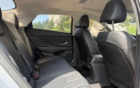 Hyundai Elantra, 2023 год, 1 650 000 рублей, 23 фотография