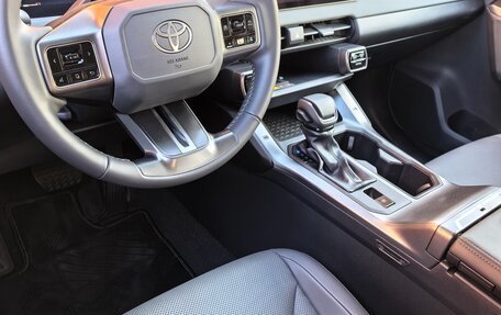 Toyota RAV4, 2026 год, 4 050 000 рублей, 6 фотография