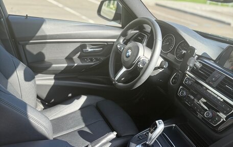 BMW 3 серия, 2017 год, 1 897 000 рублей, 12 фотография