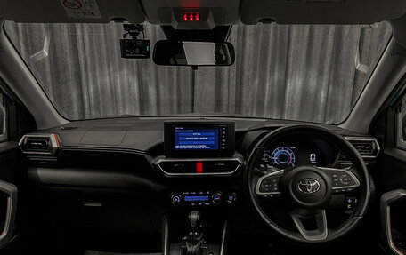 Toyota Raize I, 2021 год, 1 730 000 рублей, 10 фотография