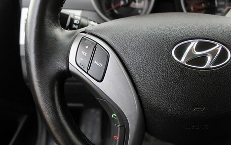 Hyundai Elantra V, 2014 год, 1 099 000 рублей, 13 фотография