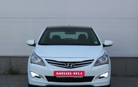 Hyundai Solaris II рестайлинг, 2016 год, 957 000 рублей, 3 фотография