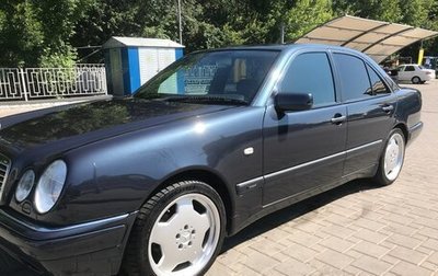 Mercedes-Benz E-Класс, 1997 год, 630 000 рублей, 1 фотография