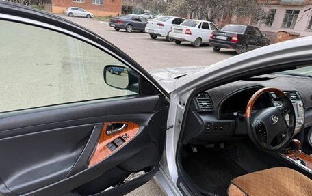 Toyota Camry, 2008 год, 800 000 рублей, 5 фотография