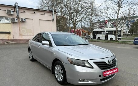 Toyota Camry, 2008 год, 800 000 рублей, 2 фотография