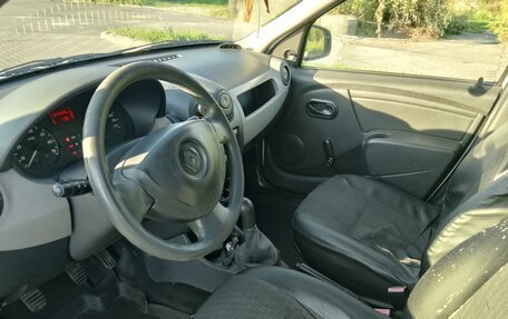 Renault Logan I, 2015 год, 380 000 рублей, 6 фотография