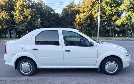 Renault Logan I, 2015 год, 380 000 рублей, 7 фотография