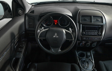 Mitsubishi ASX I рестайлинг, 2013 год, 1 099 000 рублей, 10 фотография