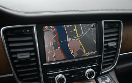 Porsche Panamera II рестайлинг, 2011 год, 2 299 000 рублей, 17 фотография